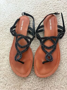 Gianni Bini Black Strappy Beaded Toe-Loop Sandals